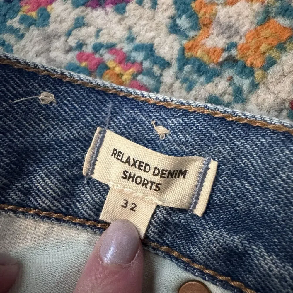 Madewell Relaxed‎ Denim Shorts Button Fly Distressed Women's Size 32